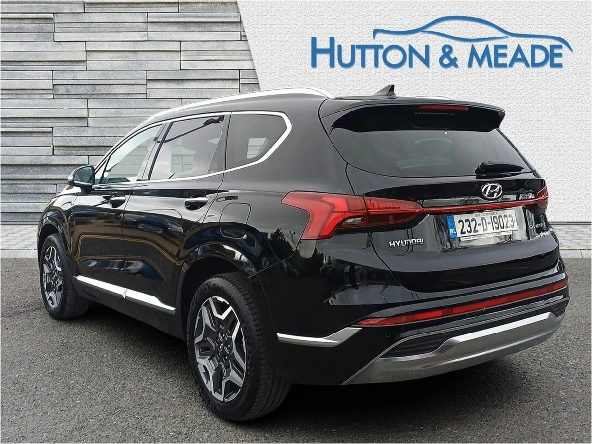 Hyundai Santa Fe Premium PHEV 1.6 Petrol 5dr - Image 3