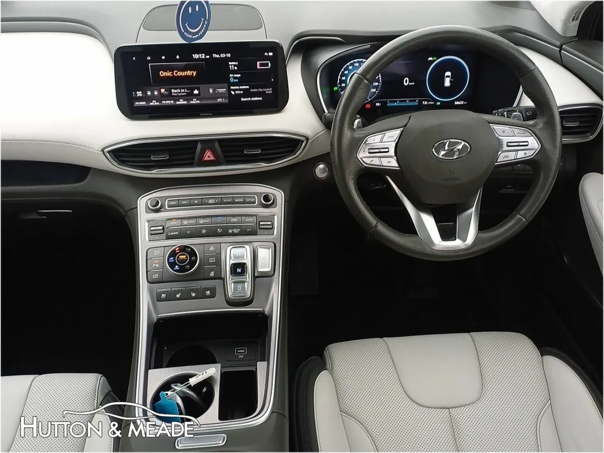 Hyundai Santa Fe Premium PHEV 1.6 Petrol 5dr - Image 4
