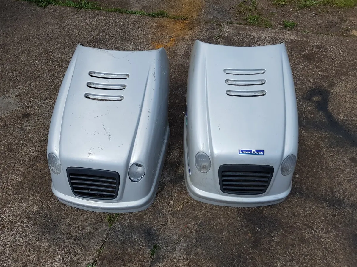 RIDE ON MOWER BONNET - FOR SALE - Image 2