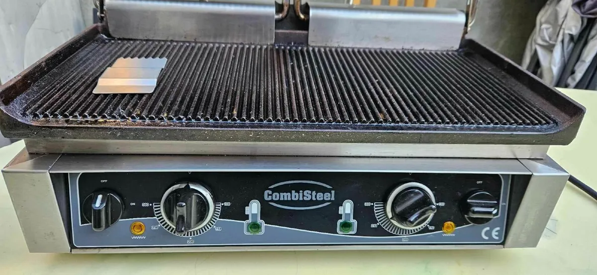 Contact grill double grooved - Image 2