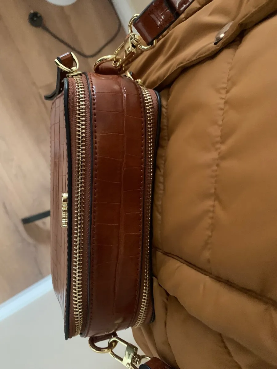 Gionni Crossbody Bag - Image 4