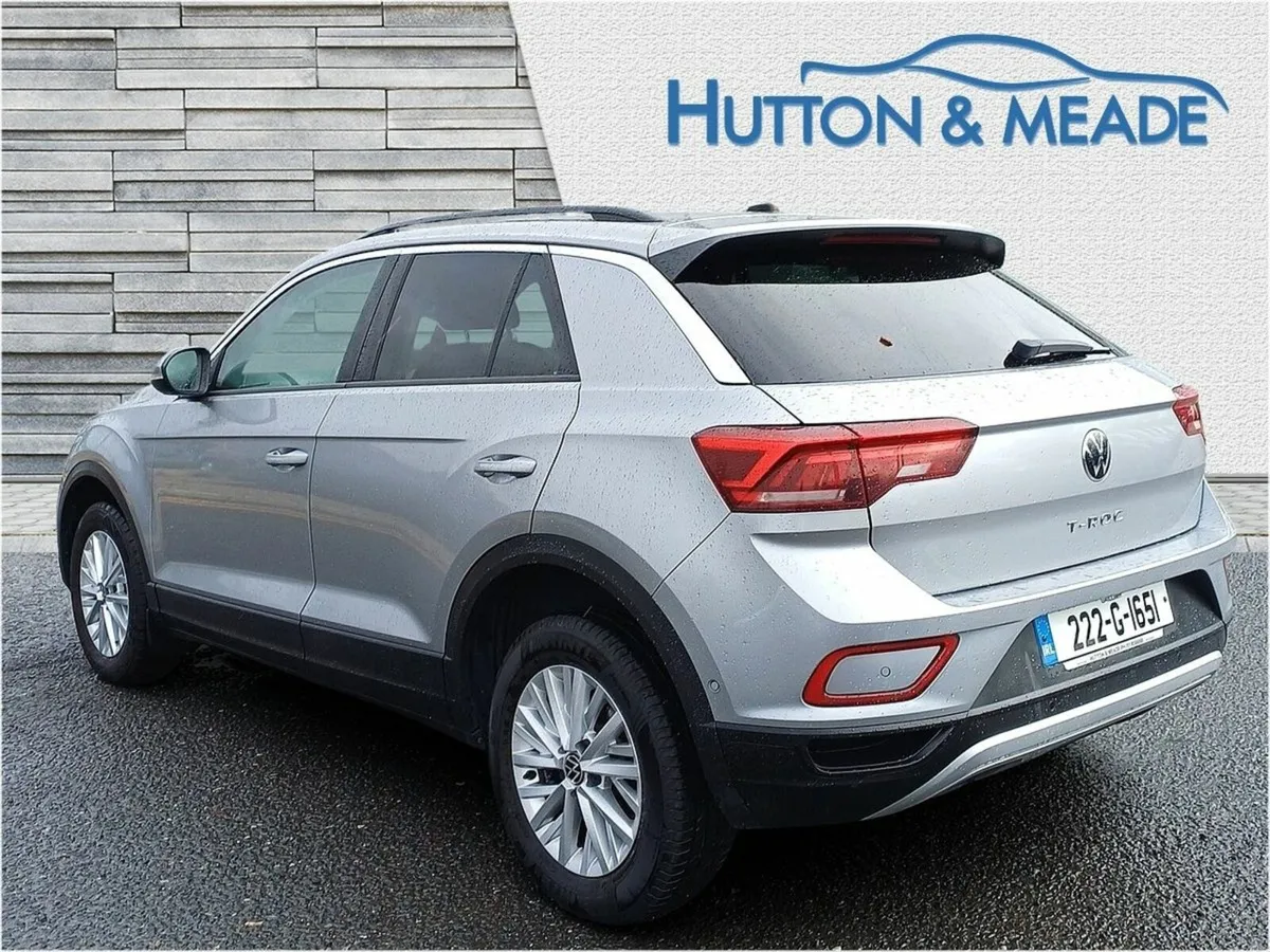 Volkswagen T-Roc Life 1.0 Petrol 5dr - Image 3