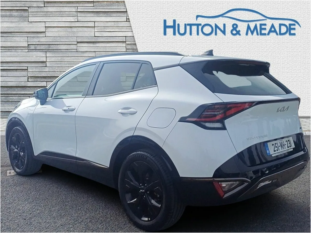 Kia Sportage Anniversary Edition PHEV 1.6 Petrol 5 - Image 3
