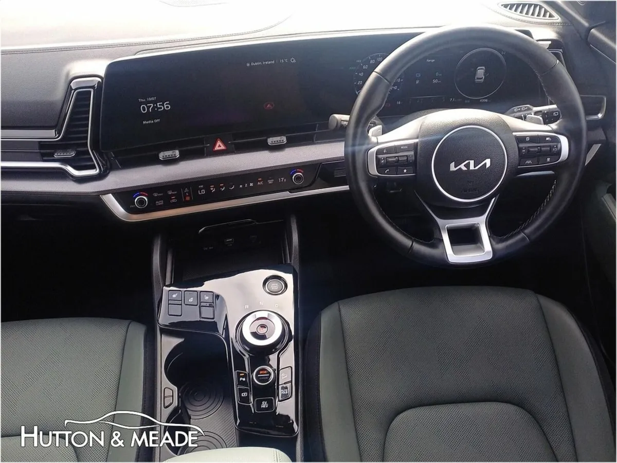 Kia Sportage Anniversary Edition PHEV 1.6 Petrol 5 - Image 4