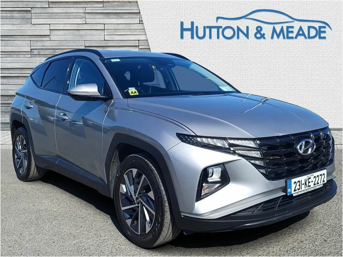 Hyundai Tucson Executive 1.6 Diesel 5dr - Image 1