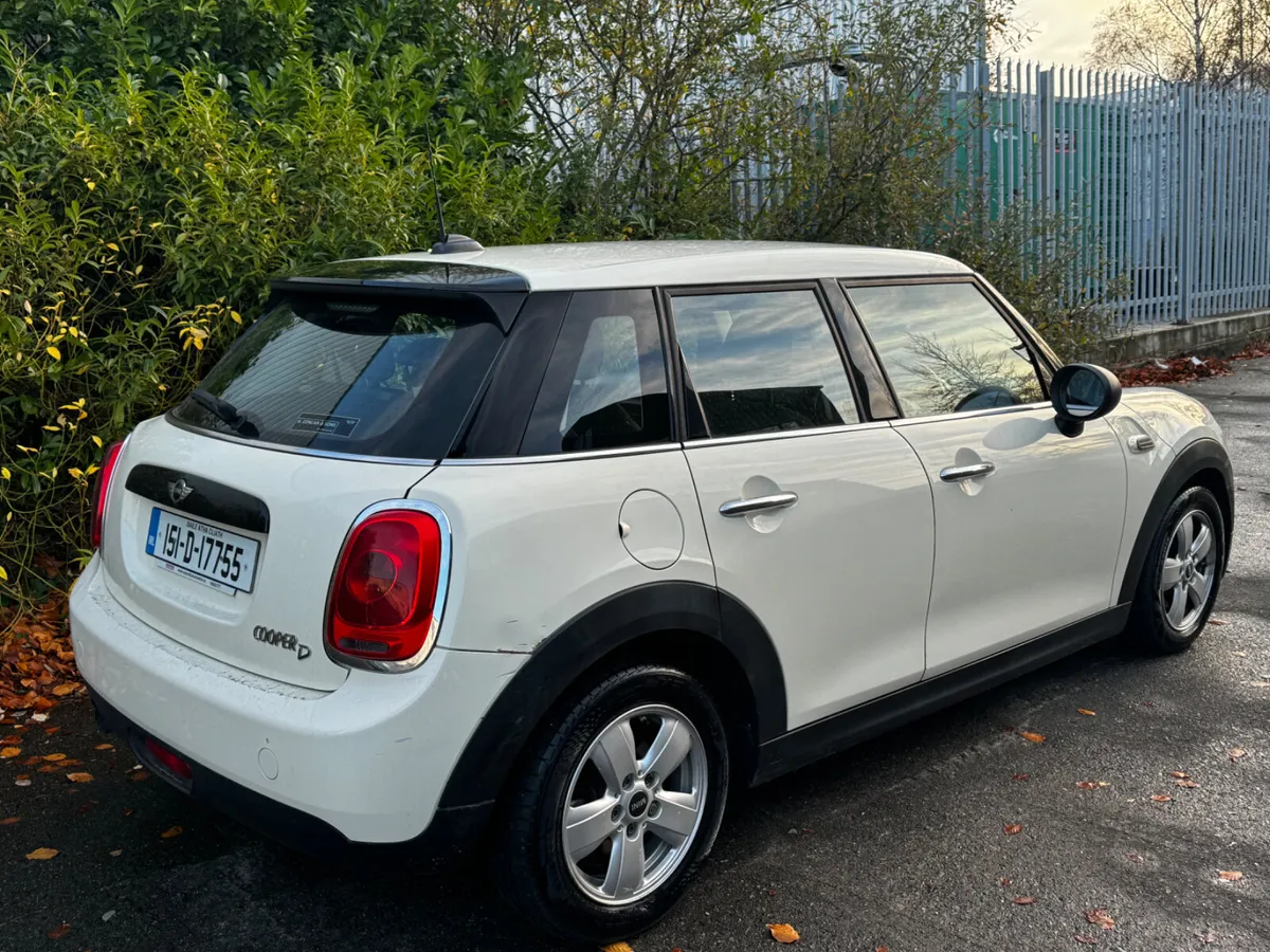 Mini One 2015 FSH 1.5Diesel - Image 4
