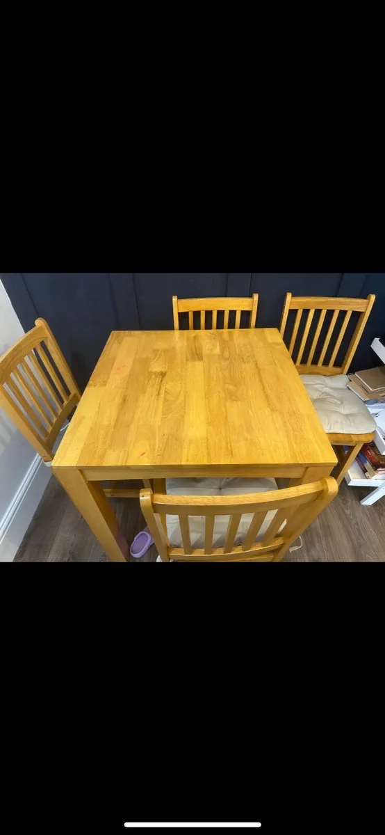 Kitchen Table and 4 chairs