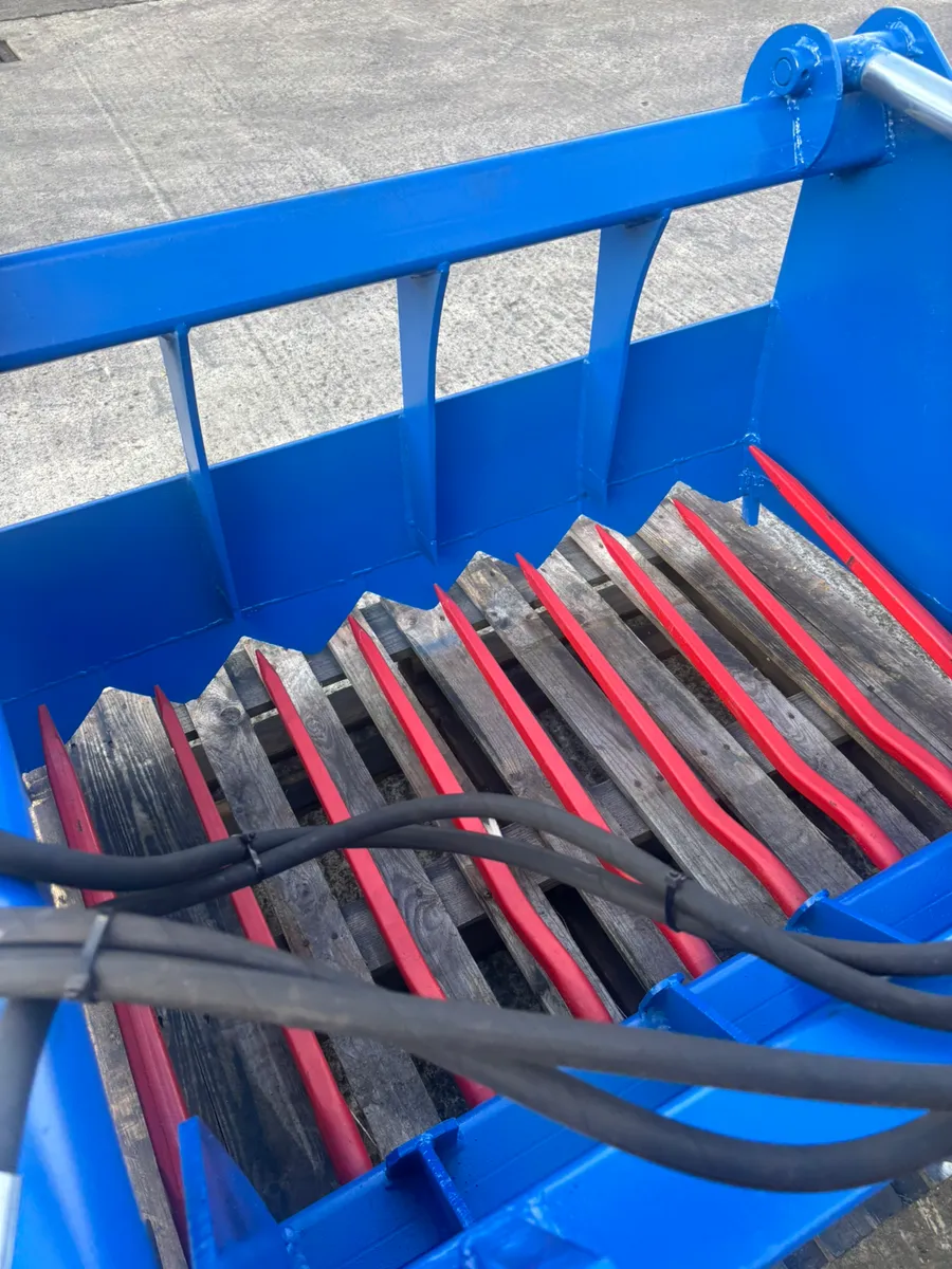 FLEMING 4 FT 6 SHEAR GRAB - Image 2