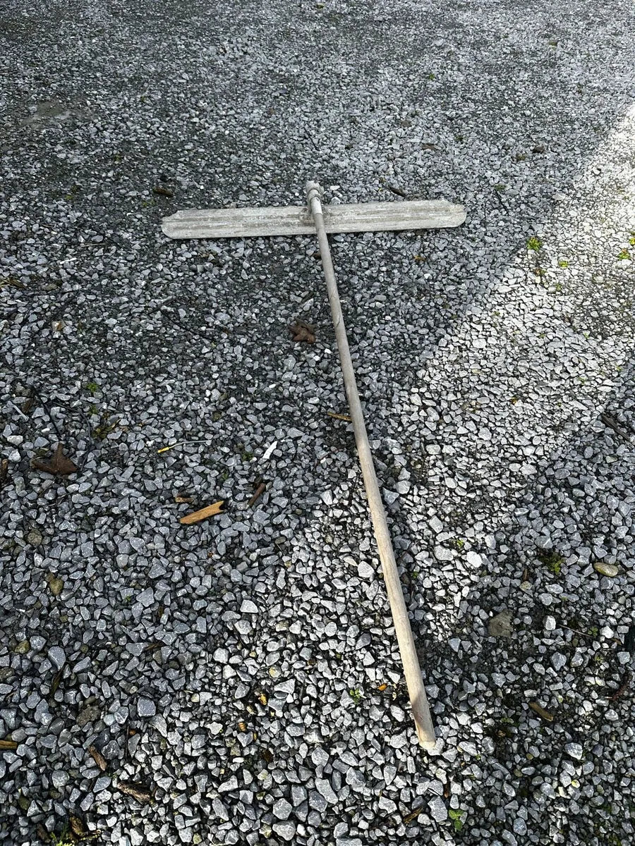 Concrete screed - Image 1