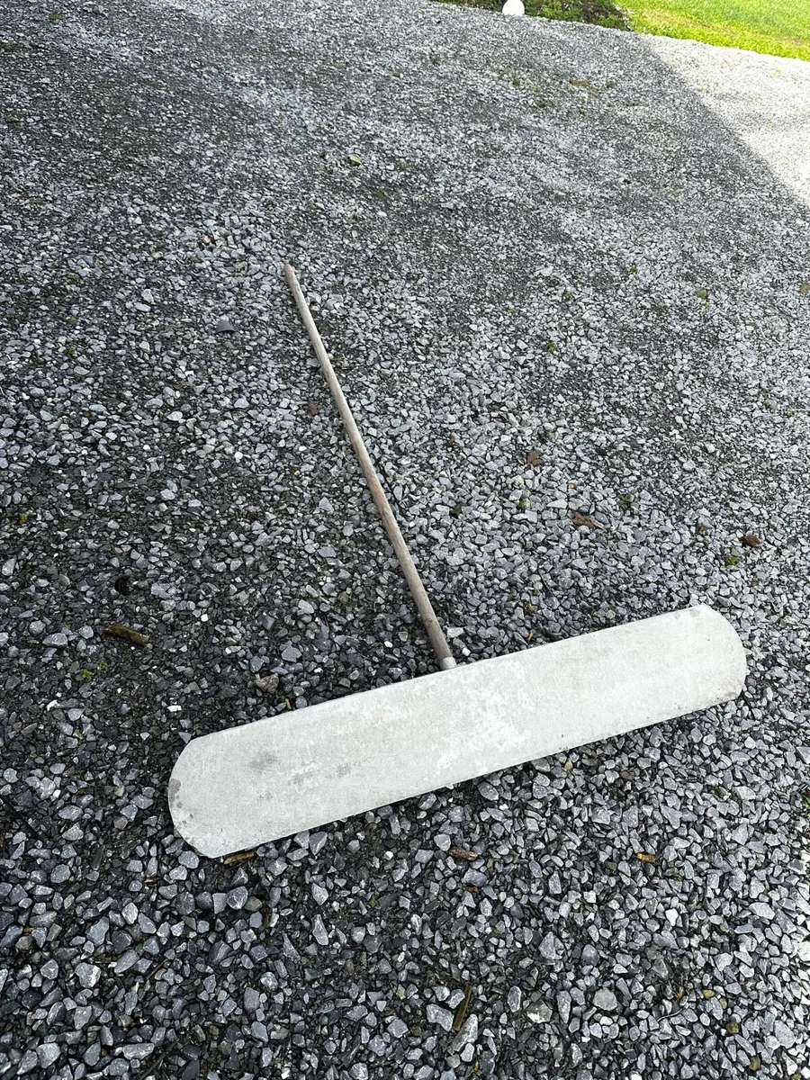 Concrete screed - Image 2
