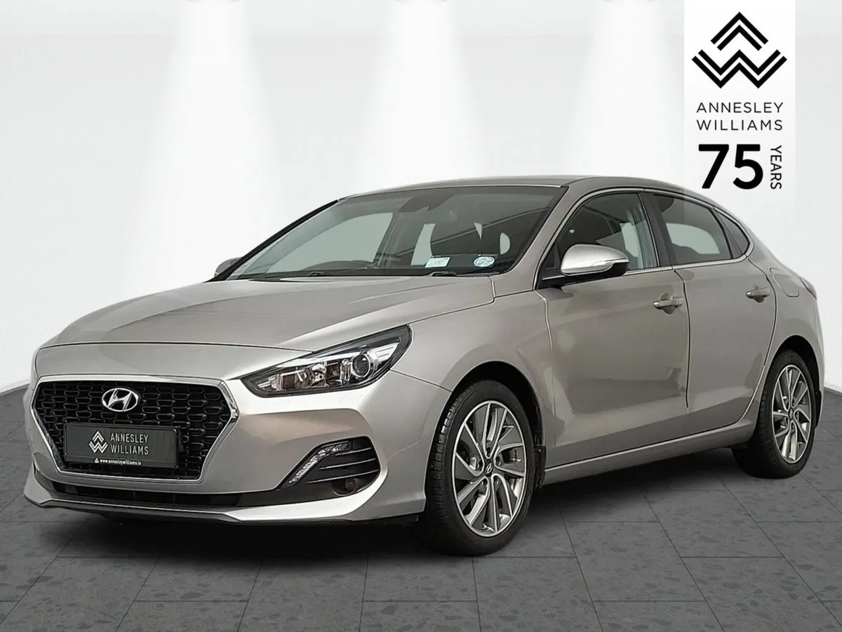 Hyundai i30 1.0 T-GDI Fastback - Image 4