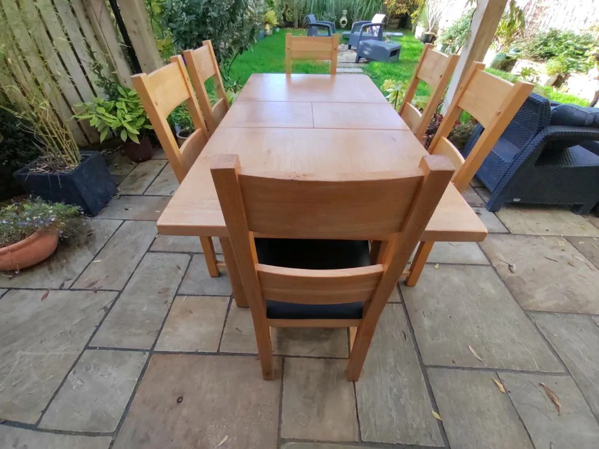 Kitchen dining table - Image 2