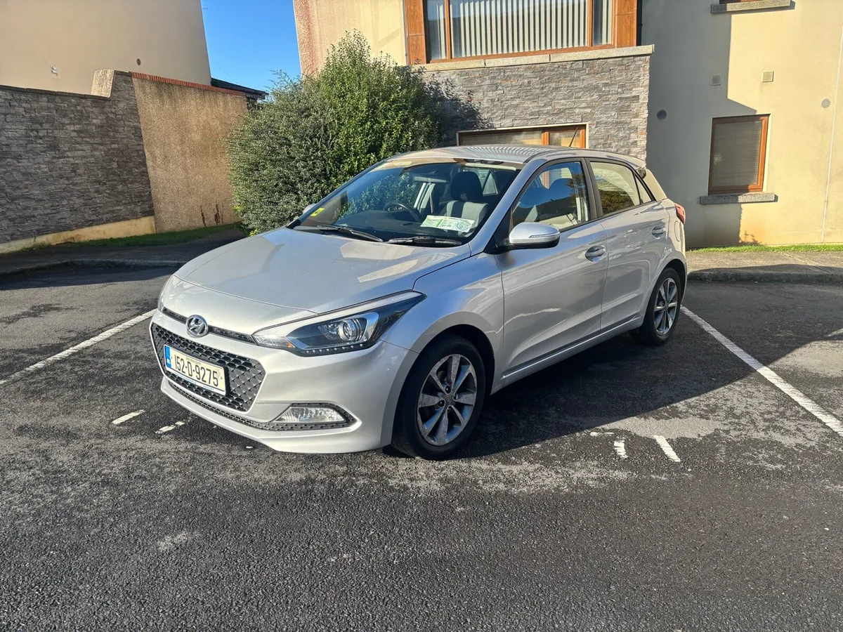 2015 Low KMs Hyundai i20 Deluxe - NCT 11/26 - Image 1