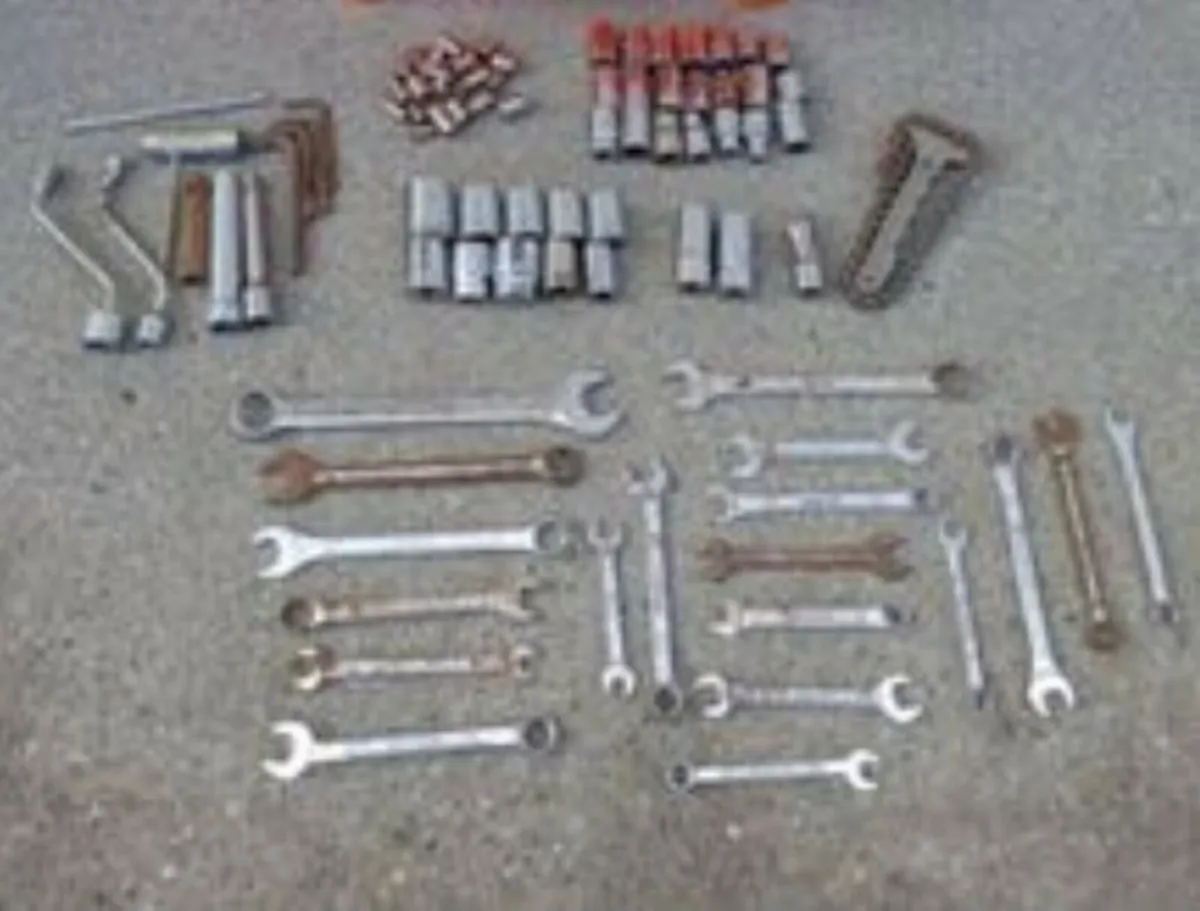Sockets and Spanners - Image 1