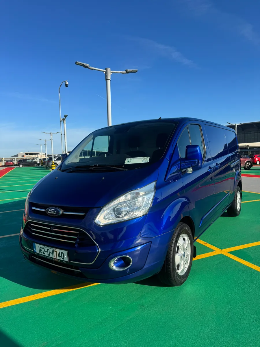 162 FORD CUSTOM SPECIAL ORDER SPEC ! - Image 2