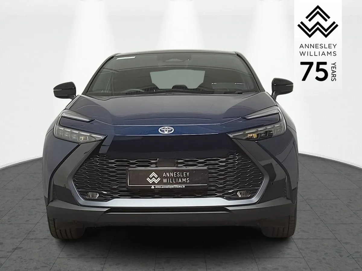 Toyota C-HR 1.8 Hybrid Sol - Image 3