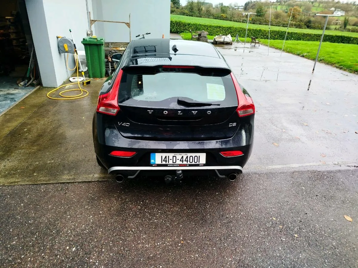 Volvo v40 R design 149000mioes - Image 4