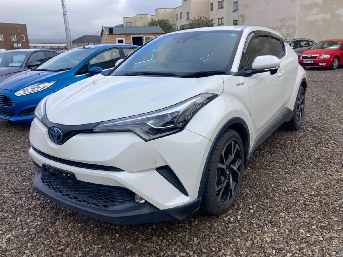 Toyota Ch-r hybrid sol - Image 1