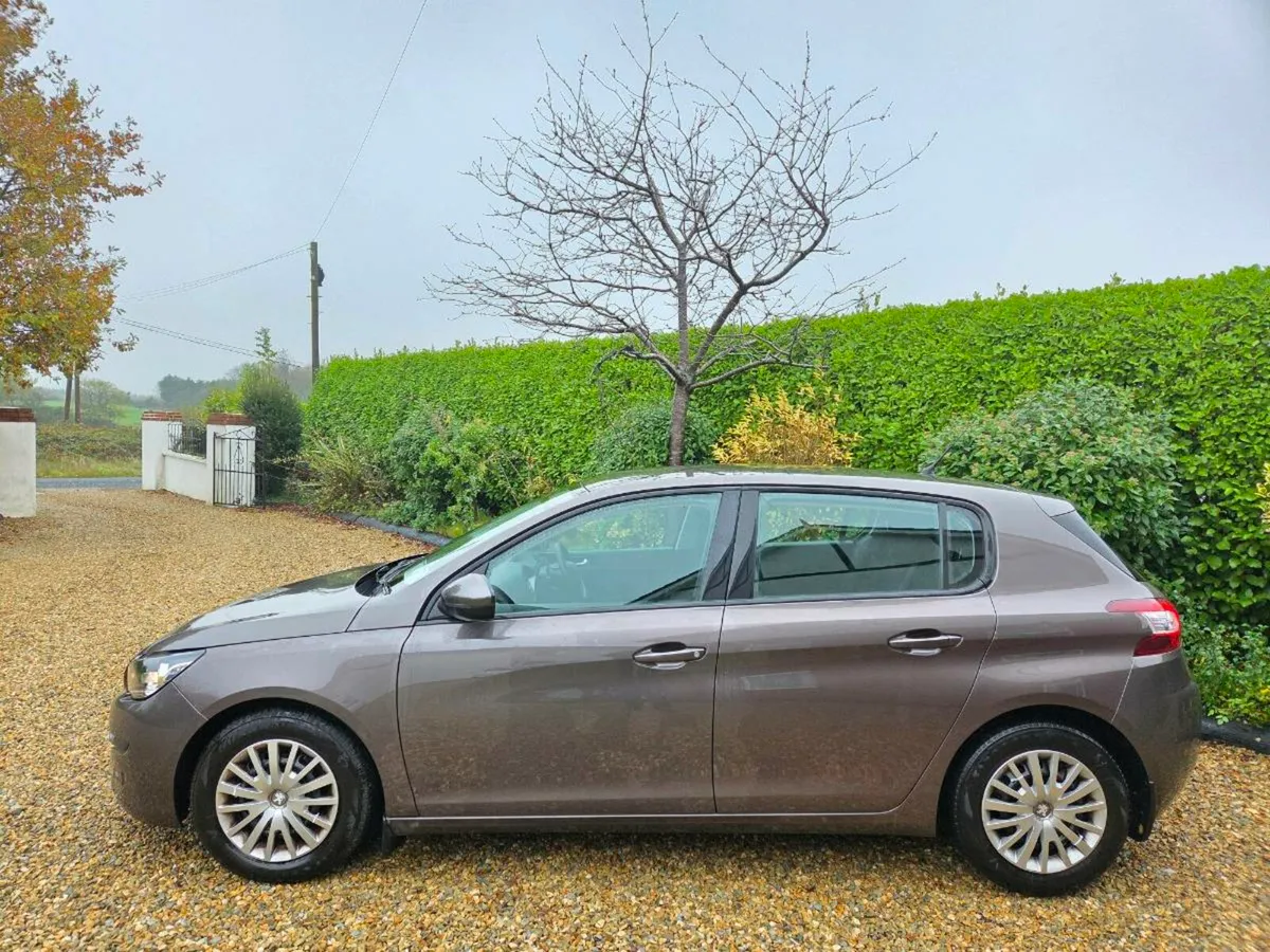 2014 Peugeot 308 1.2 NCT 06/26 Low Miles - Image 4