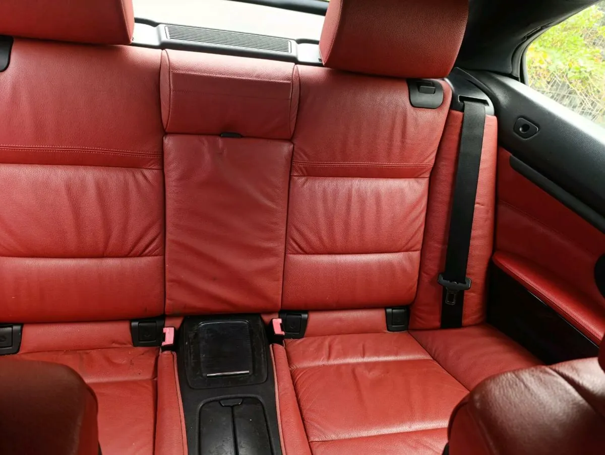 Bmw e93 convertible red interior - Image 4