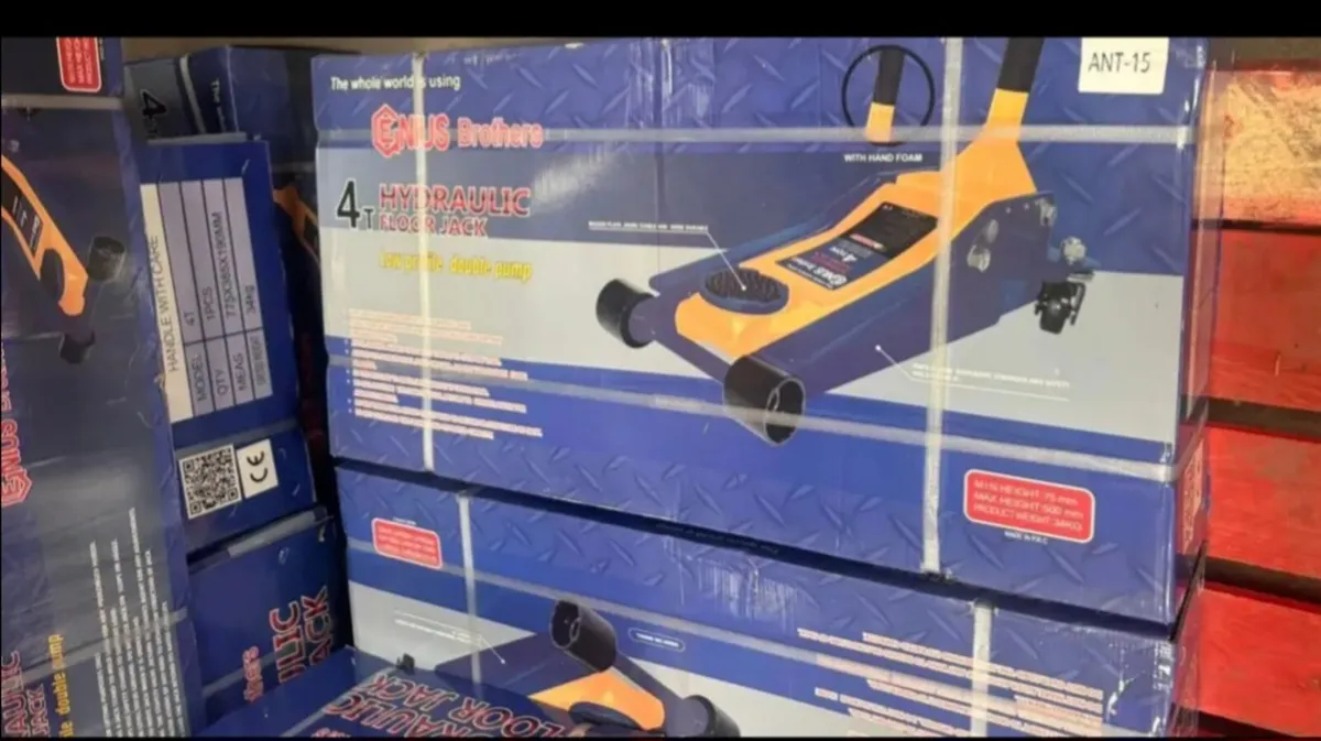 Brand new 4toone low profile trolly jack - Image 2