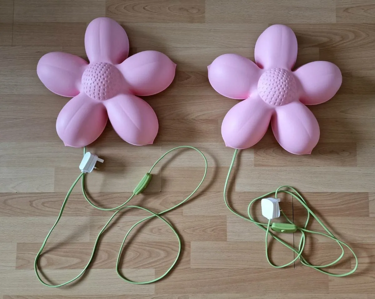 2 IKEA Smila wall lights - Image 2