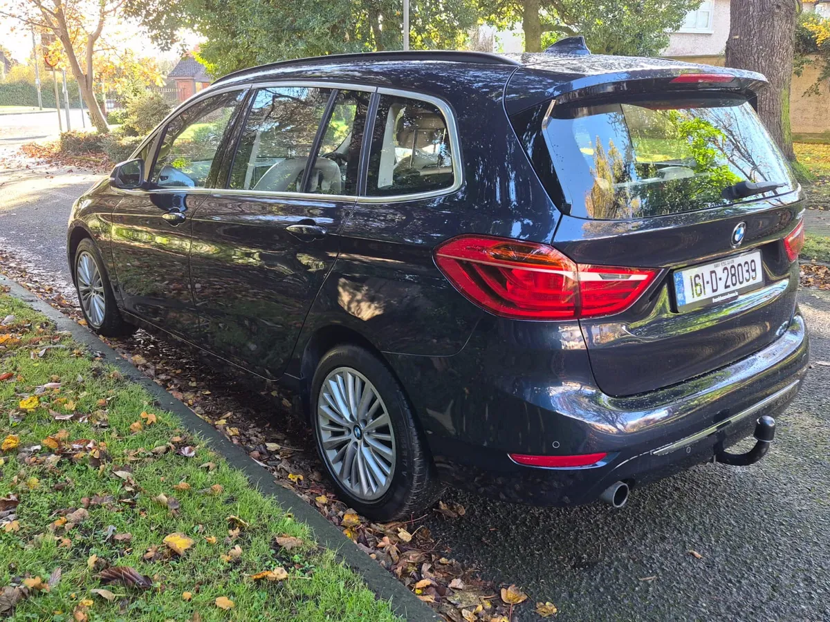 BMW 2-Series 2016 7 Seater Low Kms - Image 4