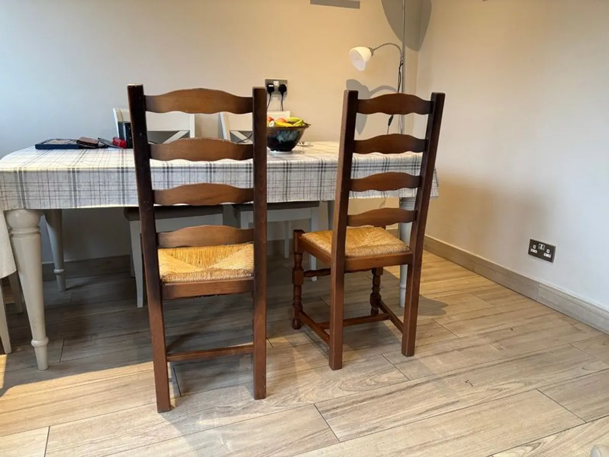 Kitchen chairs - Image 3