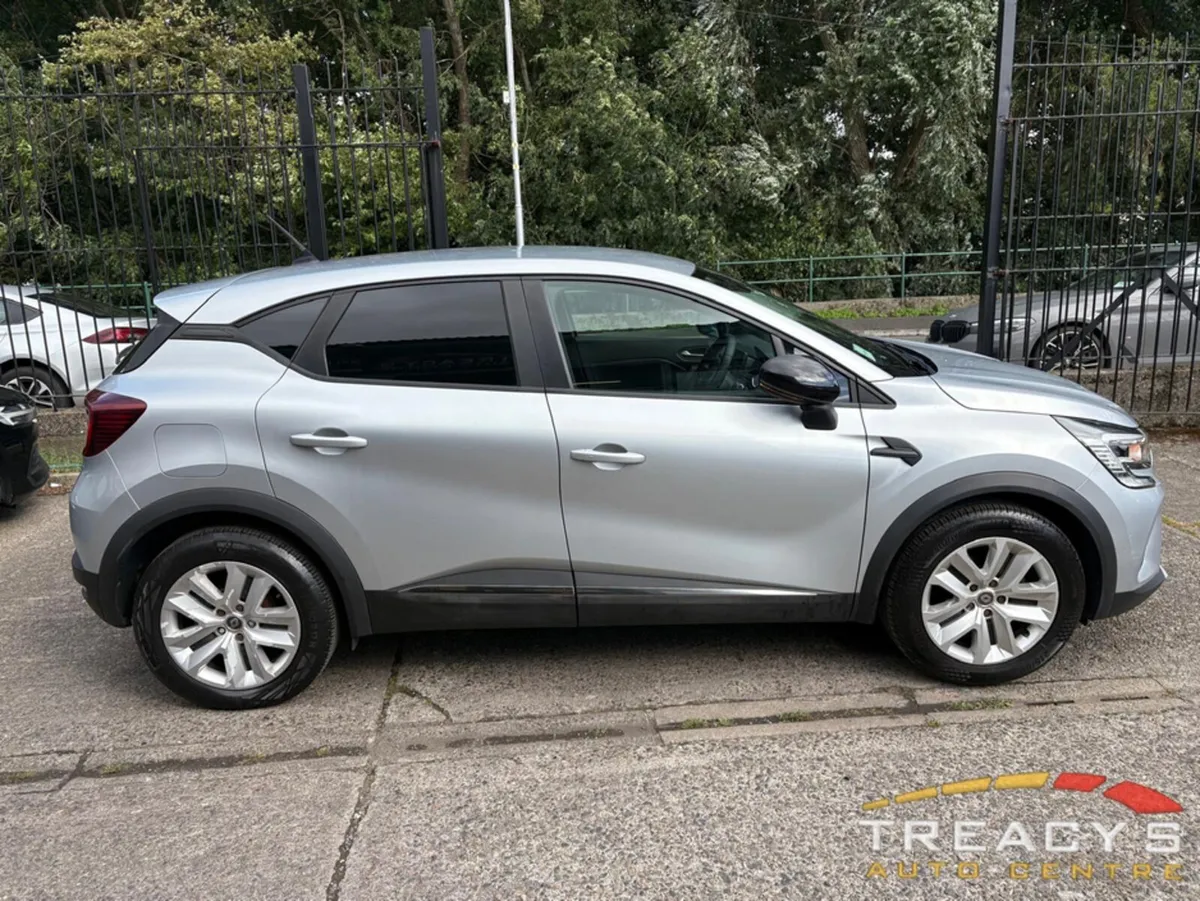 Renault Captur 2021 2 SEATS VAN €9715+VAT=€11950 - Image 3