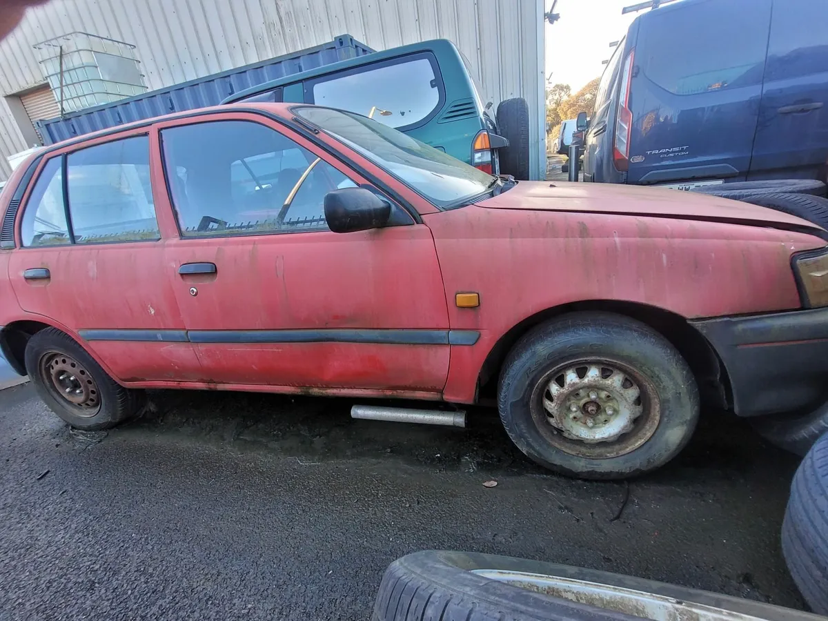 Toyota Starlet 1995 - Image 1