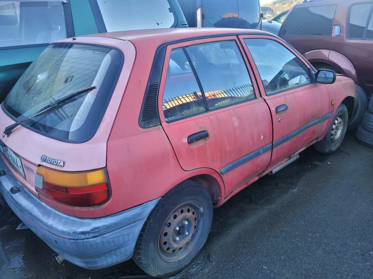 Toyota Starlet 1995 - Image 2