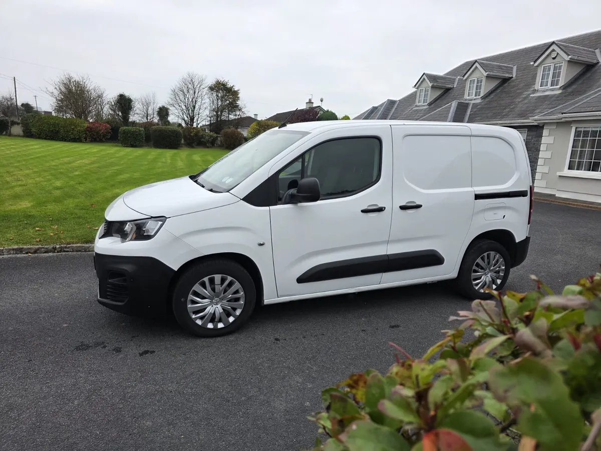 2019 Peugeot Partner - Image 4