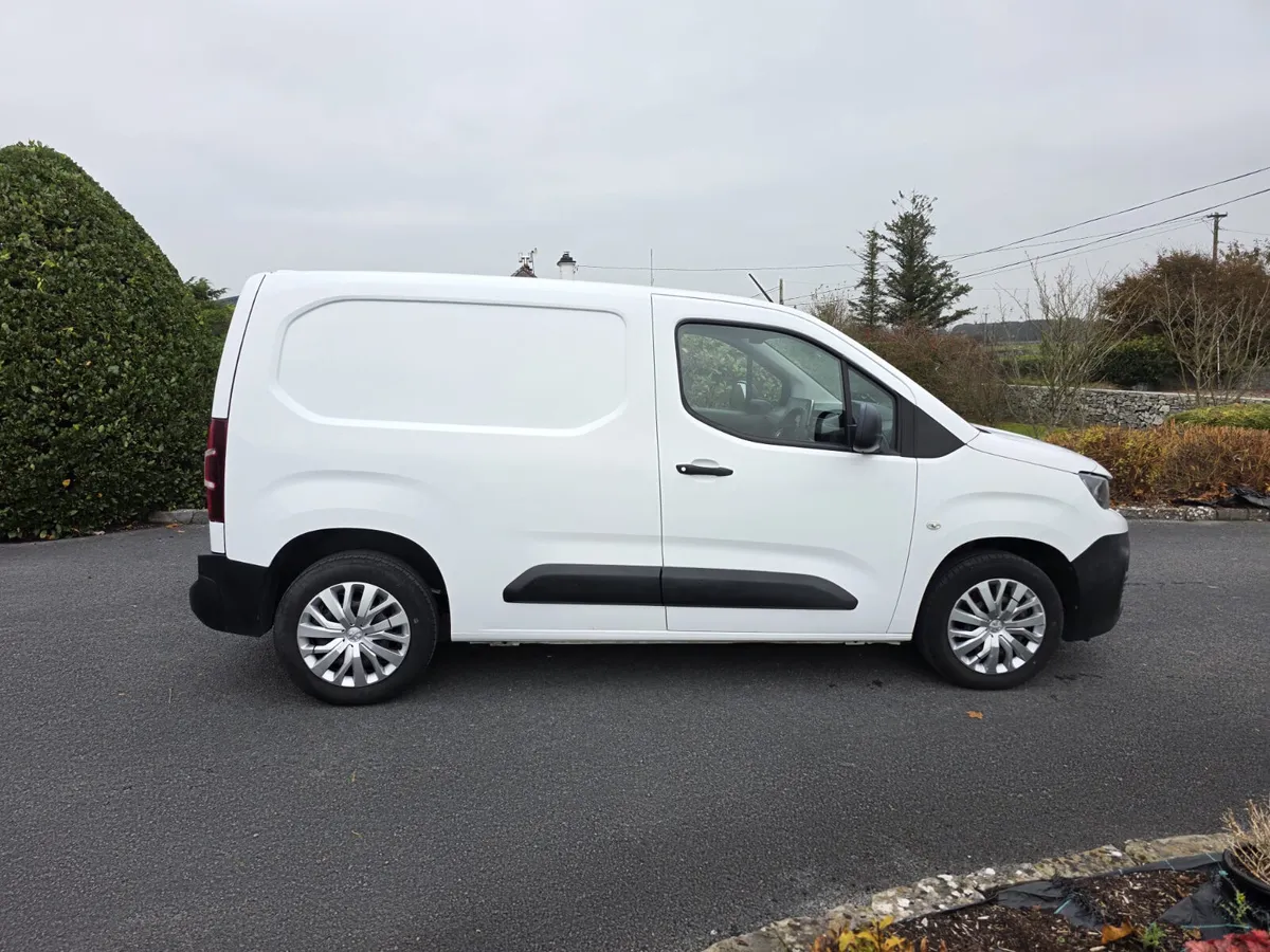 2019 Peugeot Partner - Image 3
