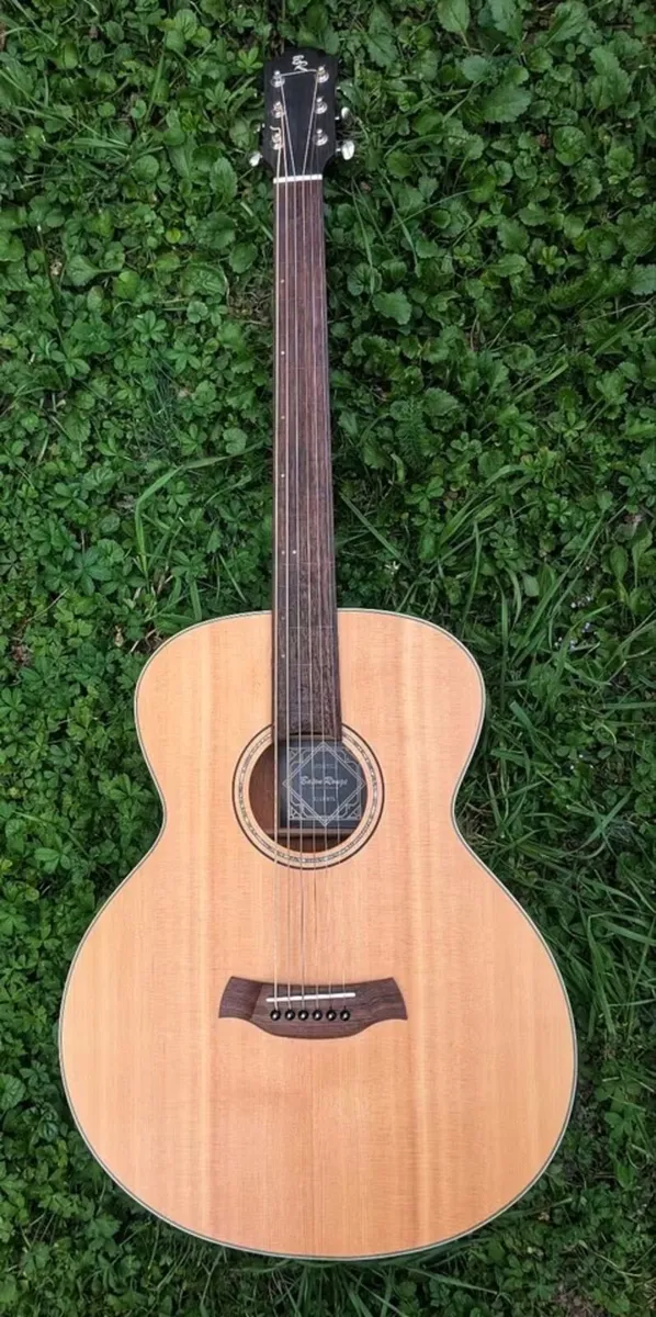 Fretless guitar Baton Rouge baritone guitar - Image 1