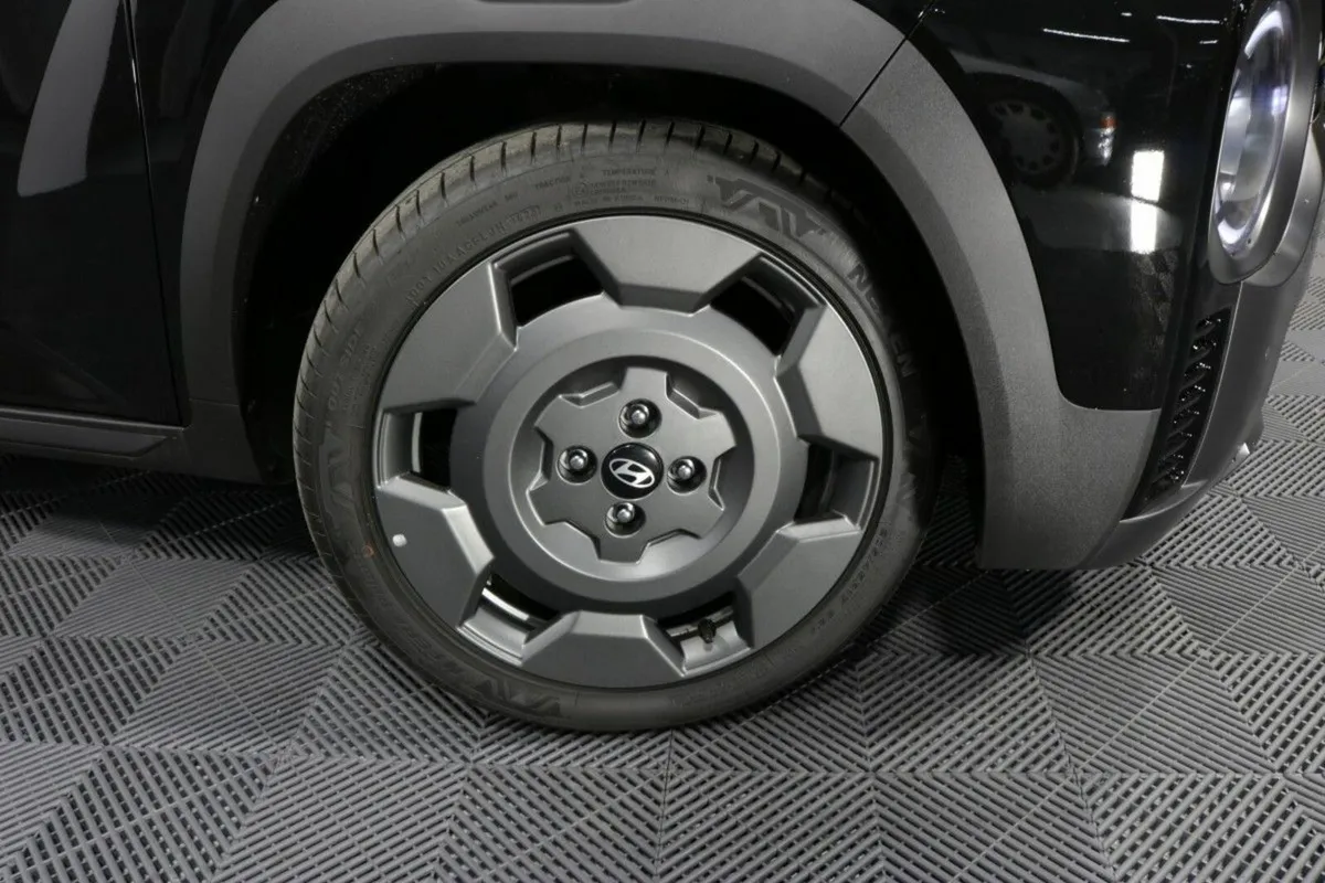 Hyundai INSTER CROSS - NEW 2026 ORDER YOURS TODAY - Image 4