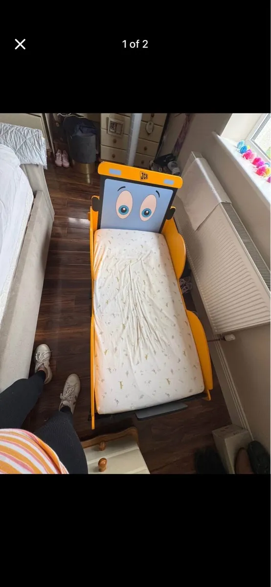 Toddler bed