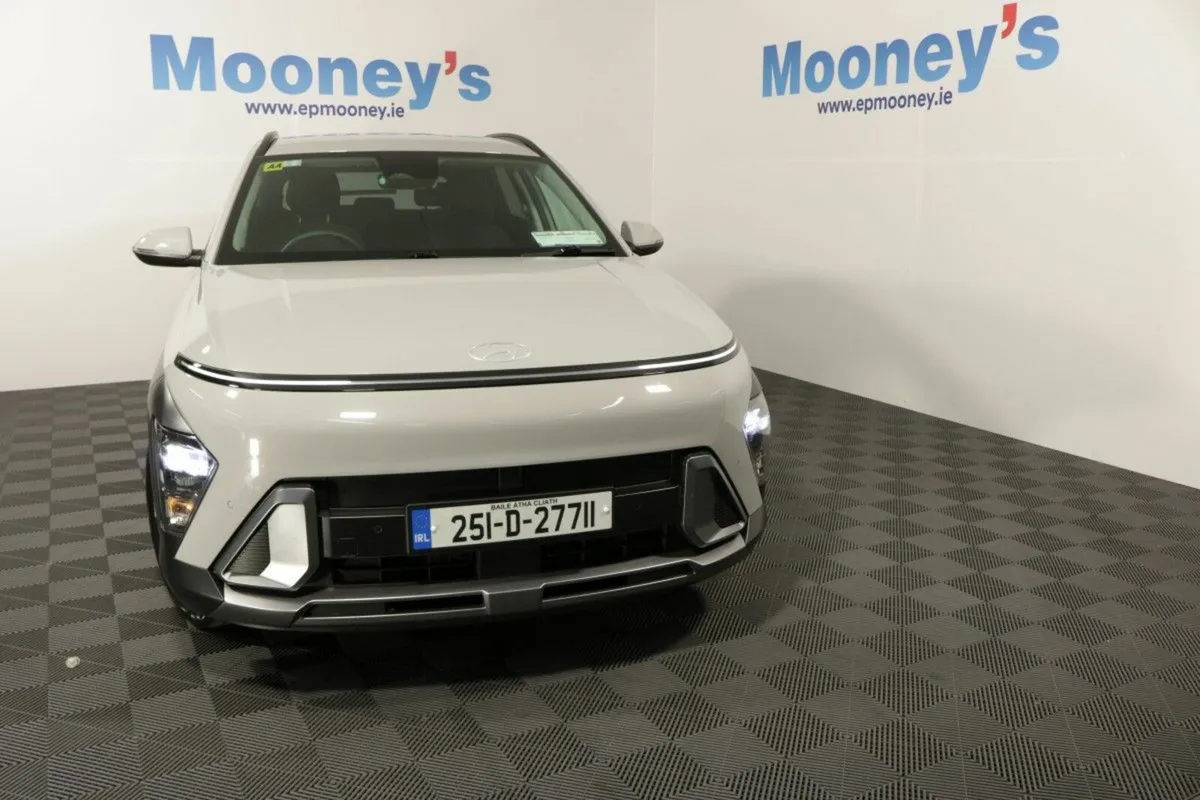Hyundai KONA HYBRID ELEGANCE - EX DEMO - 1.6L PETR - Image 2