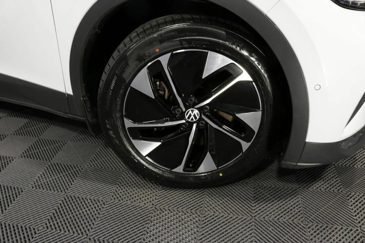 Volkswagen ID.4 LIFE DX 77kWh 174HP - Image 4