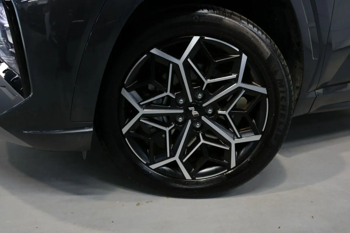 Hyundai Tucson N LINE PHEV 1.6L PETROL AUTOMATIC S - Image 4