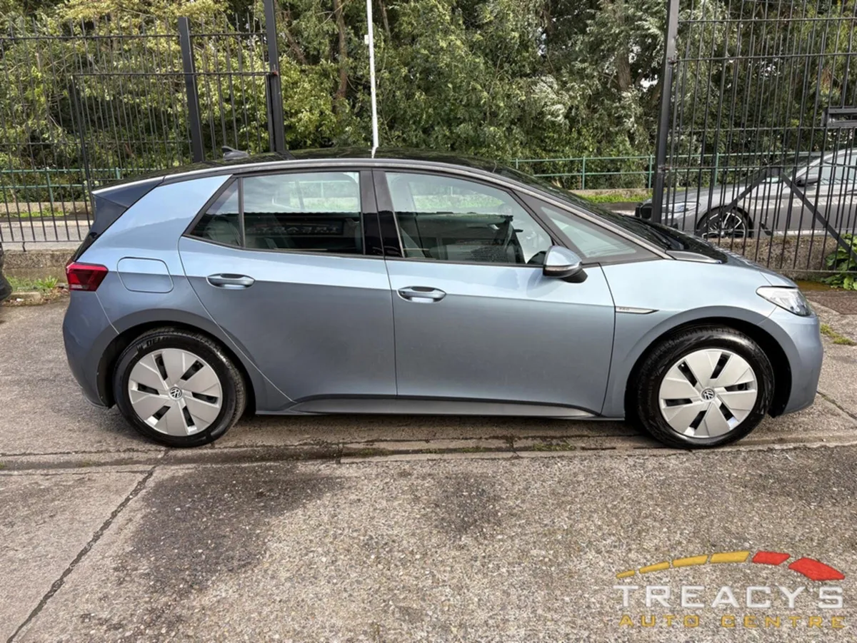 Volkswagen ID.3 PRO 150 KW LIFE 58KWH AUTOMATIC - Image 3