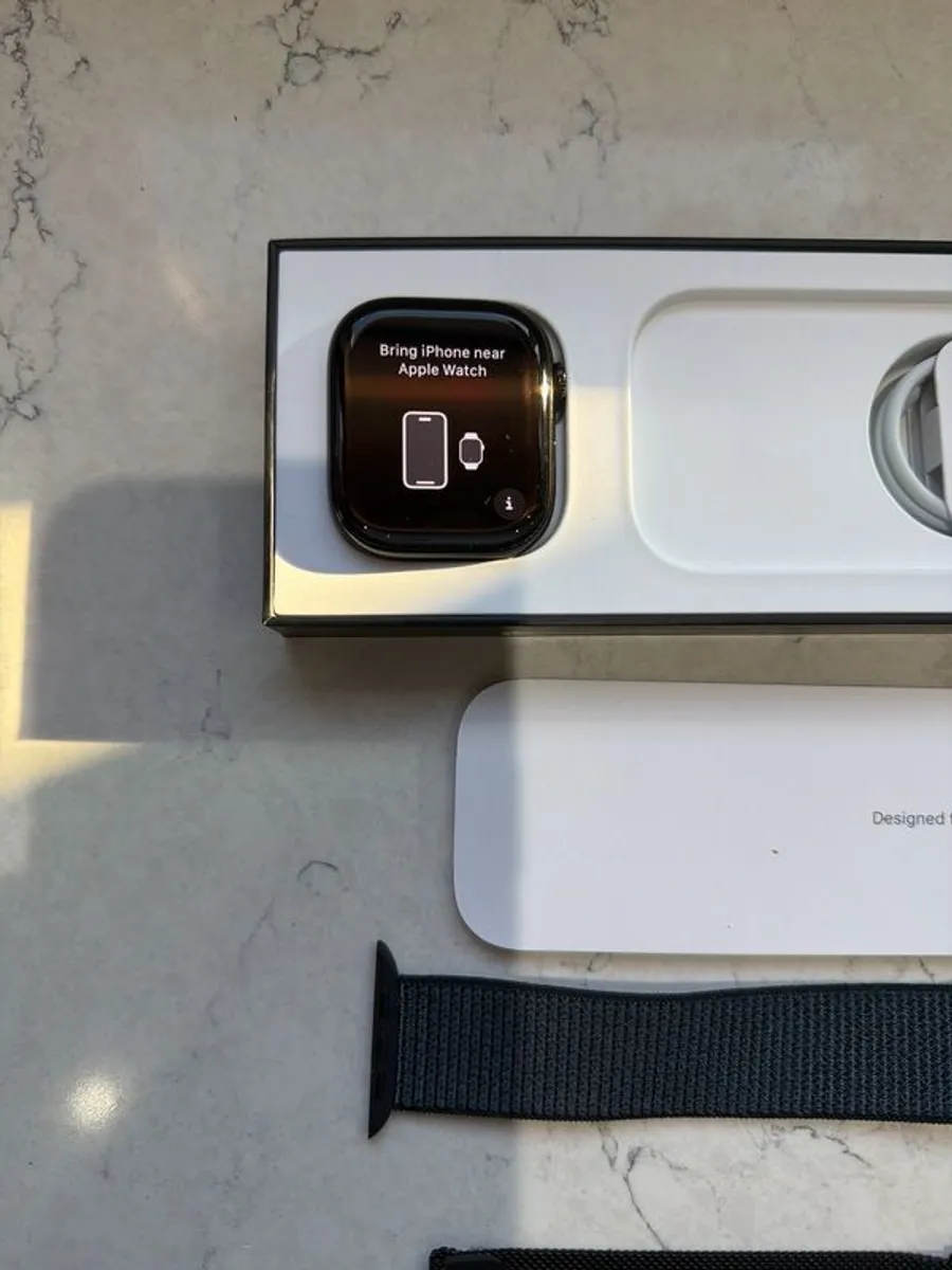 Apple Watch Nike edition 40mm Series 6 - Image 1