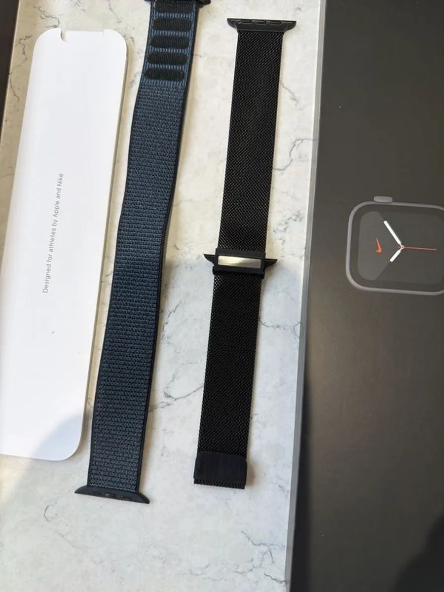 Apple Watch Nike edition 40mm Series 6 - Image 4