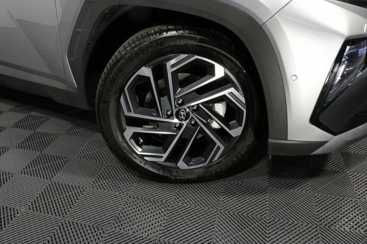Hyundai Tucson HYBRID EXECUTIVE PLUS 1.6L PETROL A - Image 4