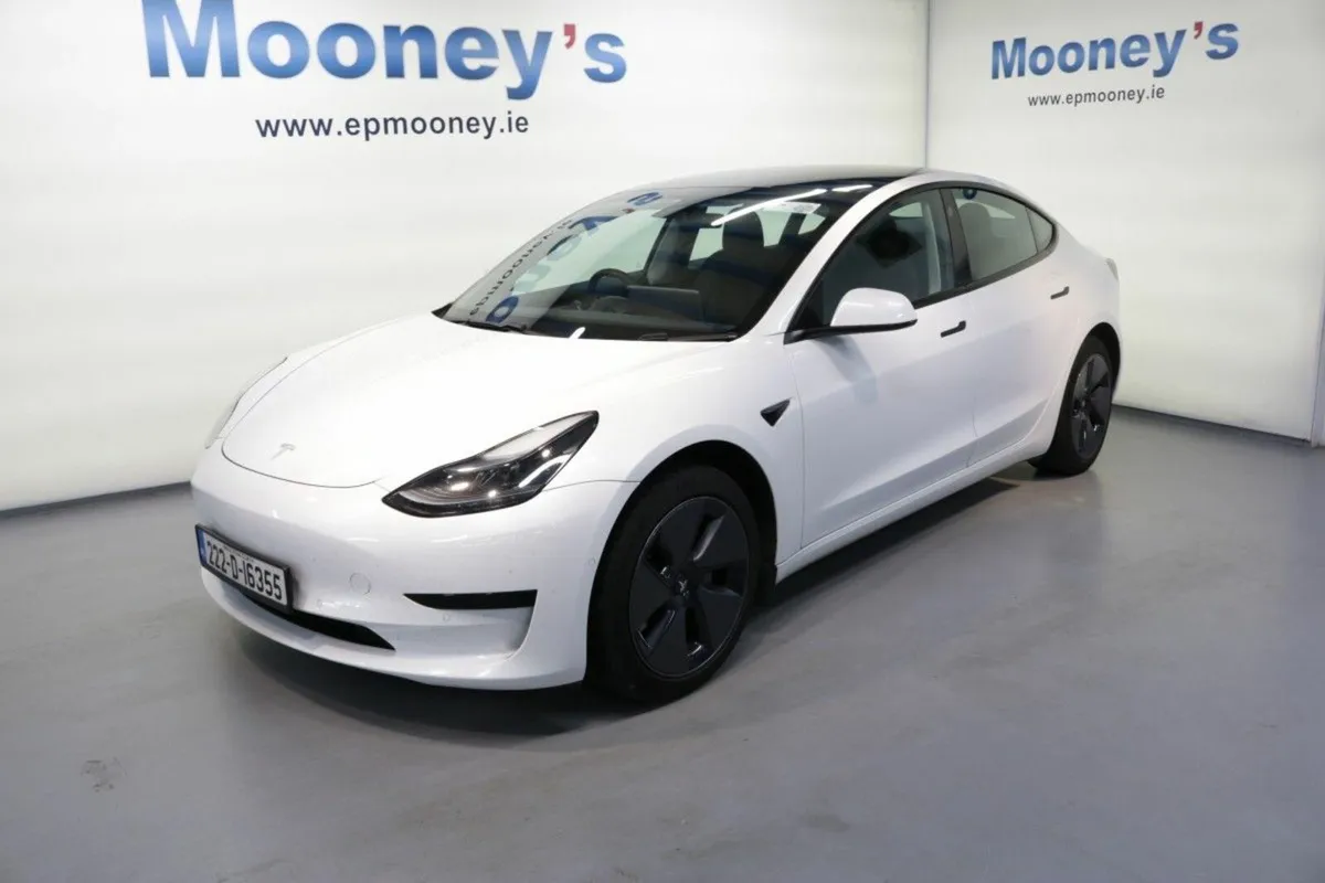 Tesla Model 3 RWD - Image 1