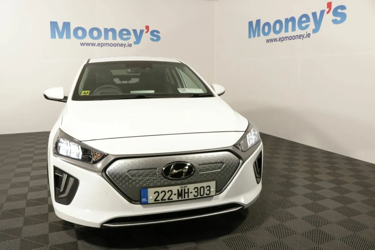 Hyundai IONIQ Electric Premium 38 KwH EV - Image 2