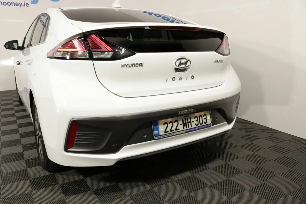 Hyundai IONIQ Electric Premium 38 KwH EV - Image 4