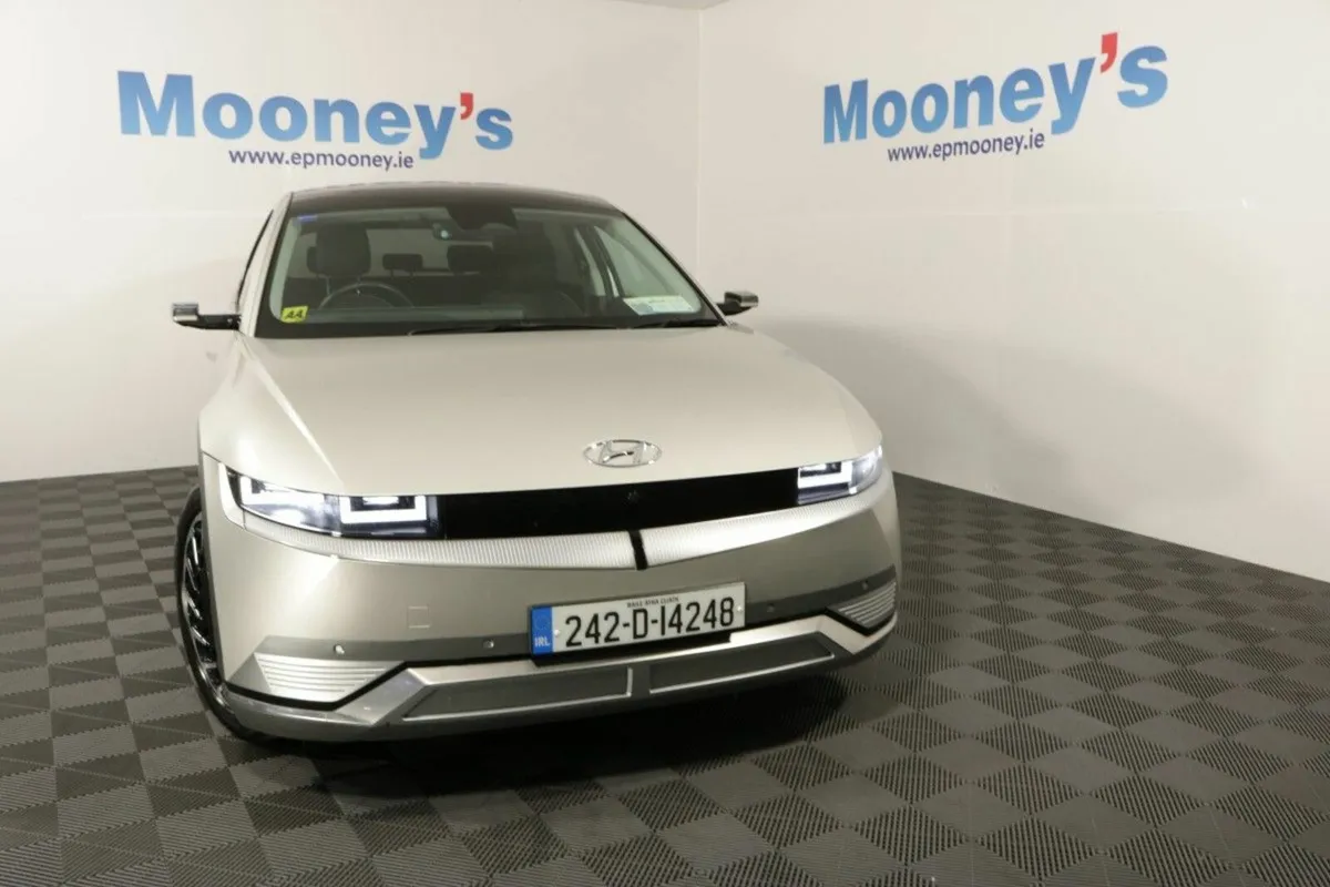 Hyundai IONIQ 5 PREMIUM PLUS EX DEMO 4WD 77 KwH EV - Image 2