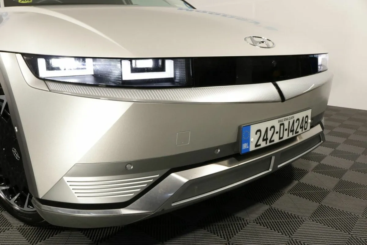 Hyundai IONIQ 5 PREMIUM PLUS EX DEMO 4WD 77 KwH EV - Image 3