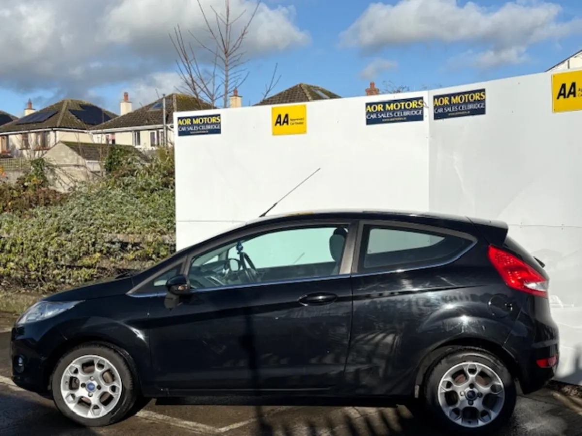 Ford Fiesta 2012 - Image 3