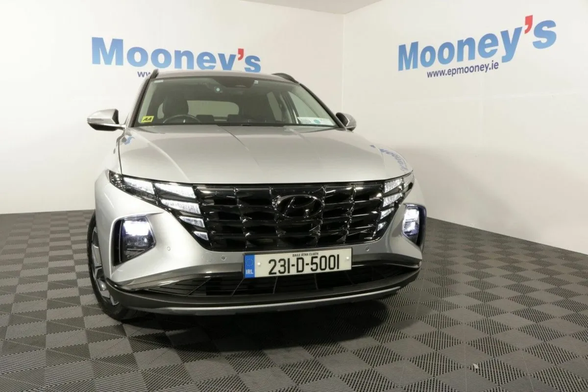Hyundai Tucson PLUG IN HYBRID EXECUTIVE PLUS 1.6L - Image 2